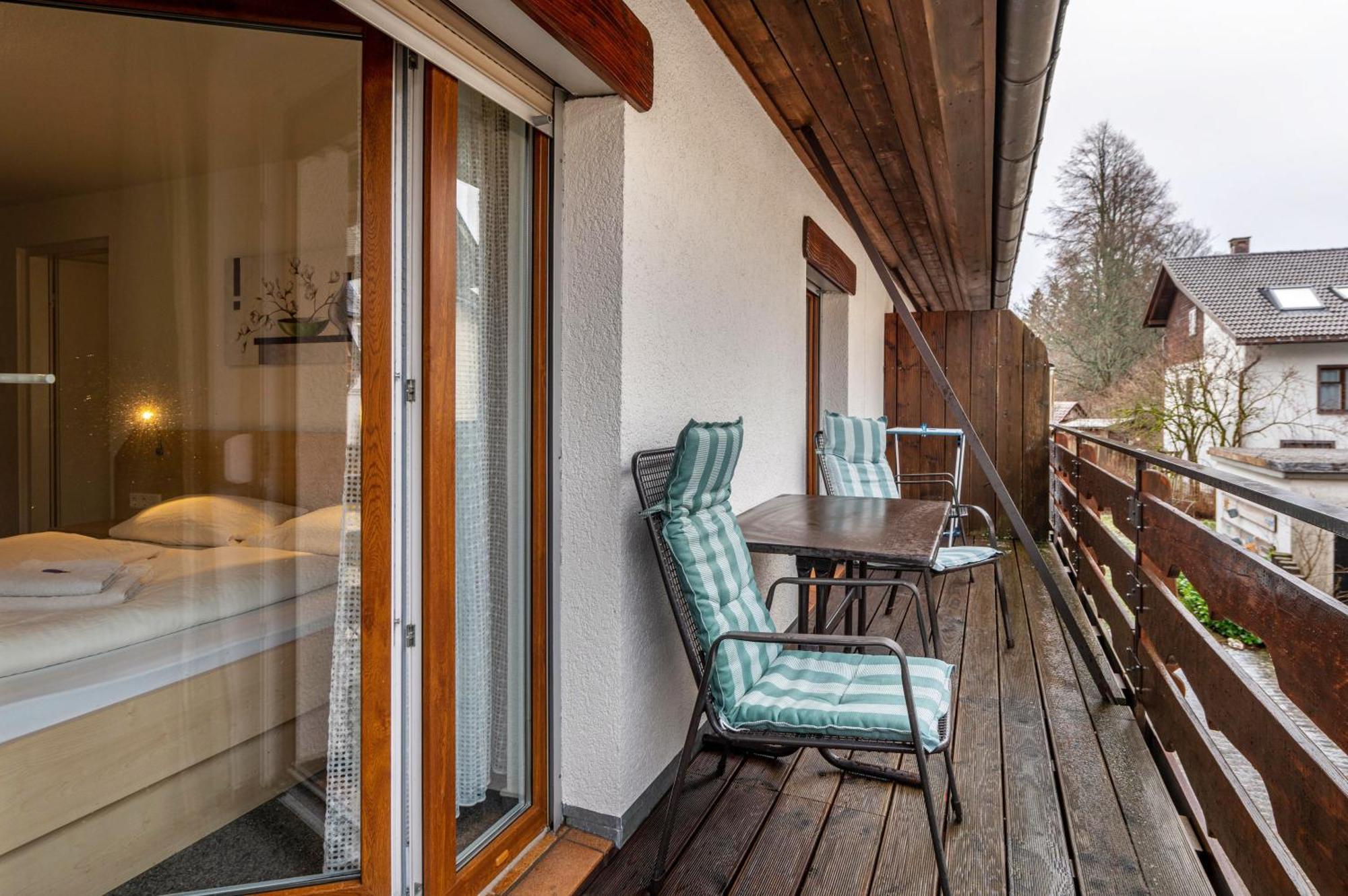 Gaestehaus Kunkelmann Mit Sauna ヘーヘンシュヴァント エクステリア 写真