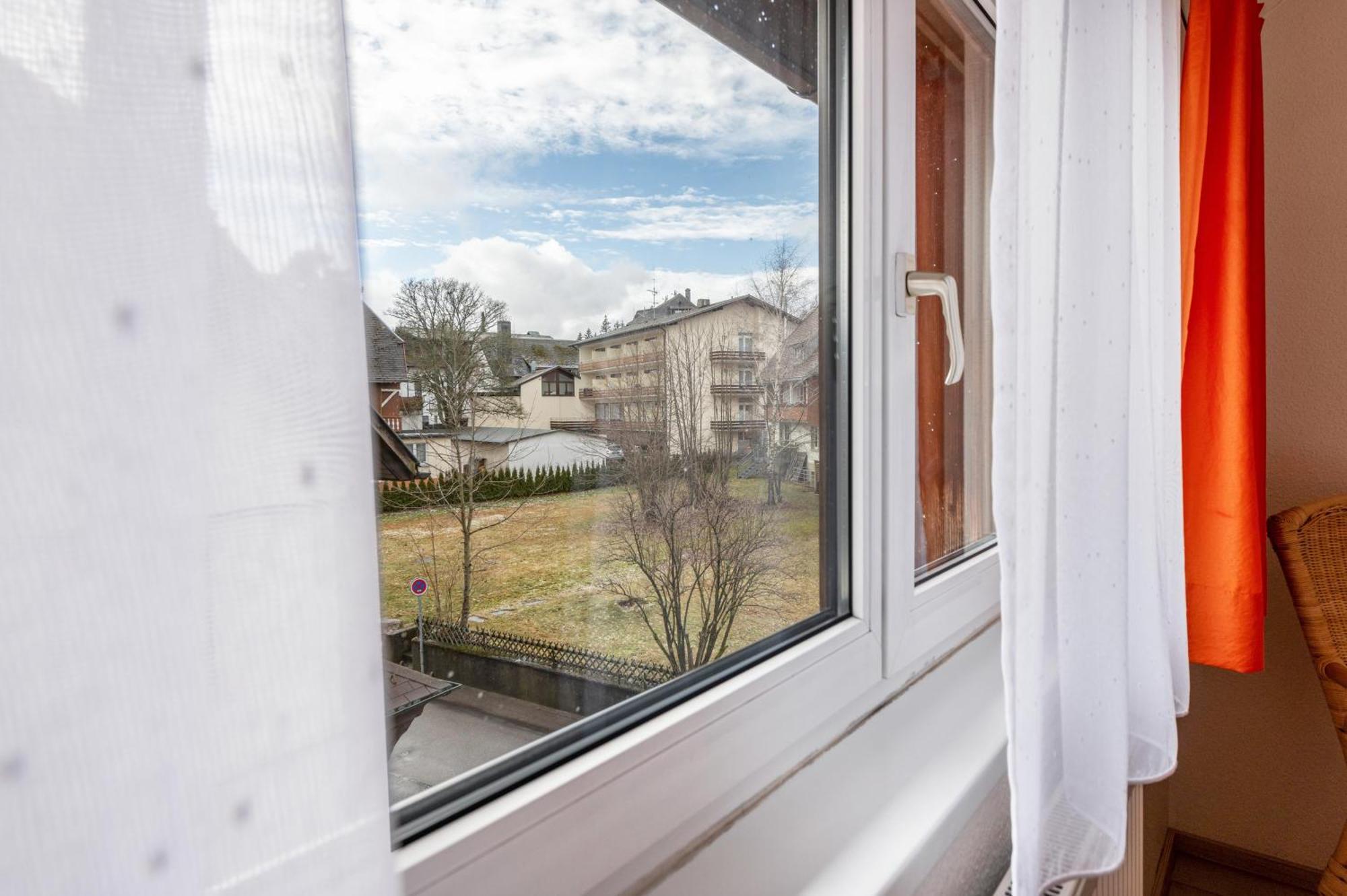 Gaestehaus Kunkelmann Mit Sauna ヘーヘンシュヴァント エクステリア 写真