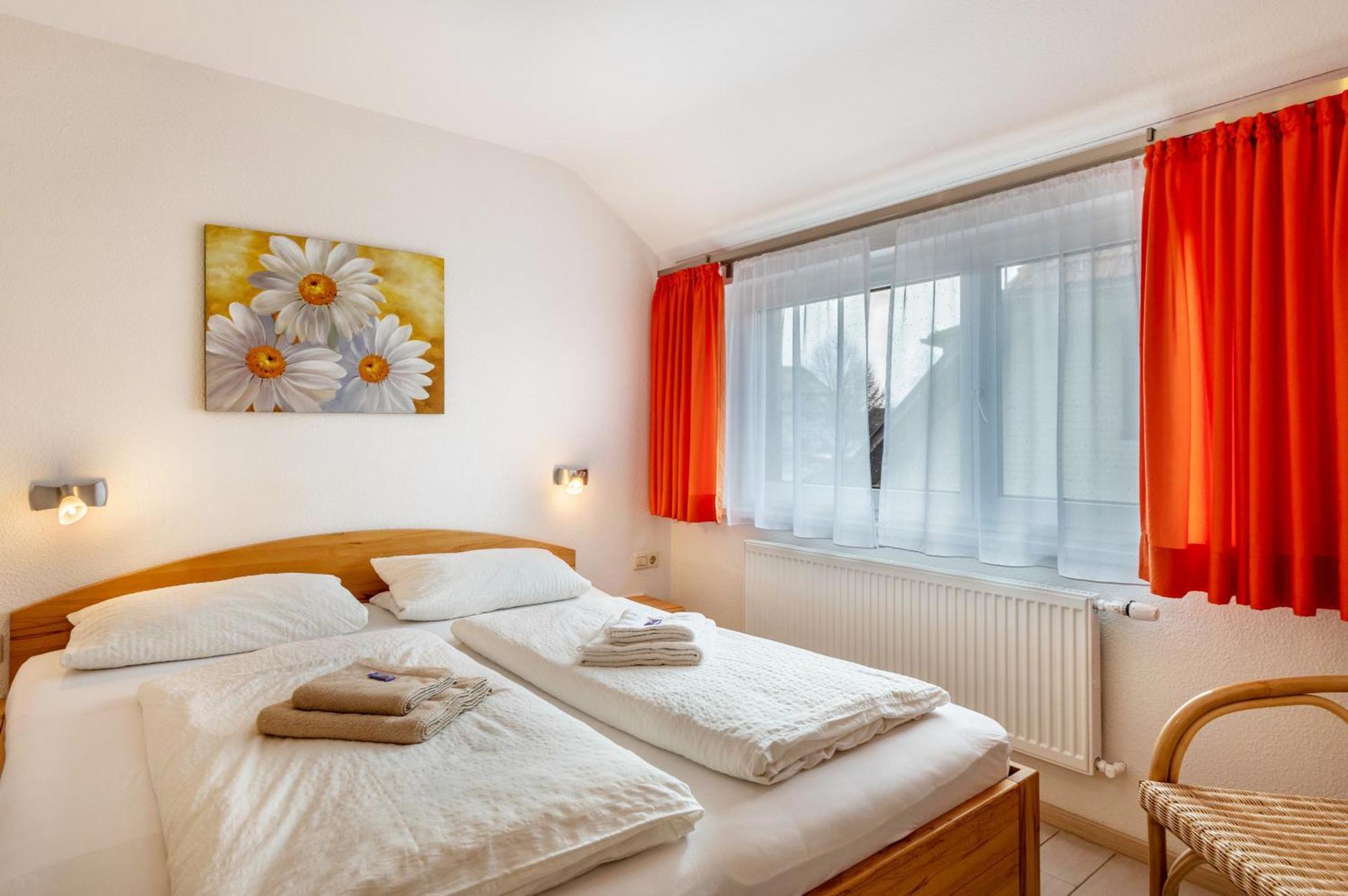 Gaestehaus Kunkelmann Mit Sauna ヘーヘンシュヴァント エクステリア 写真