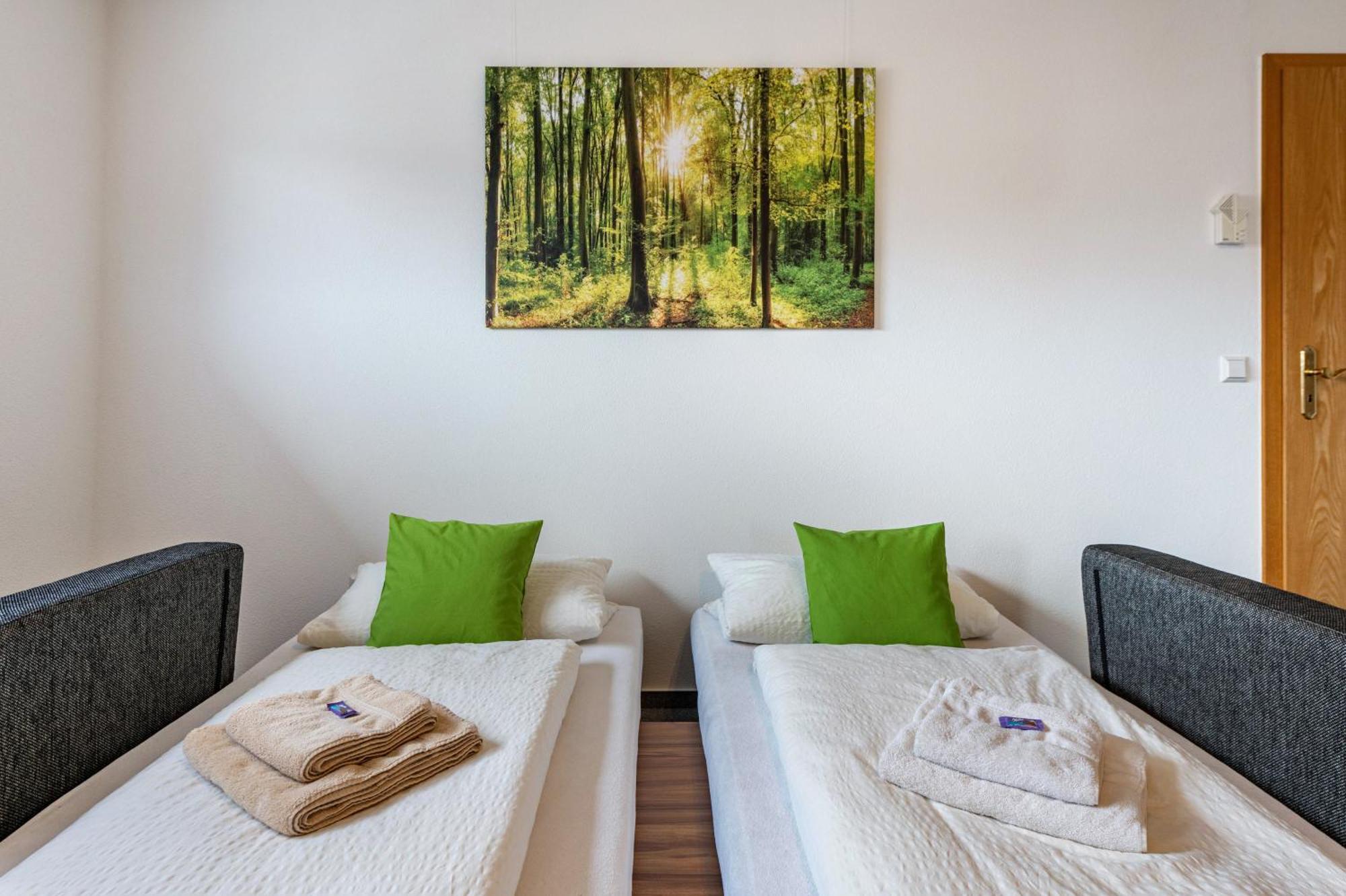 Gaestehaus Kunkelmann Mit Sauna ヘーヘンシュヴァント エクステリア 写真