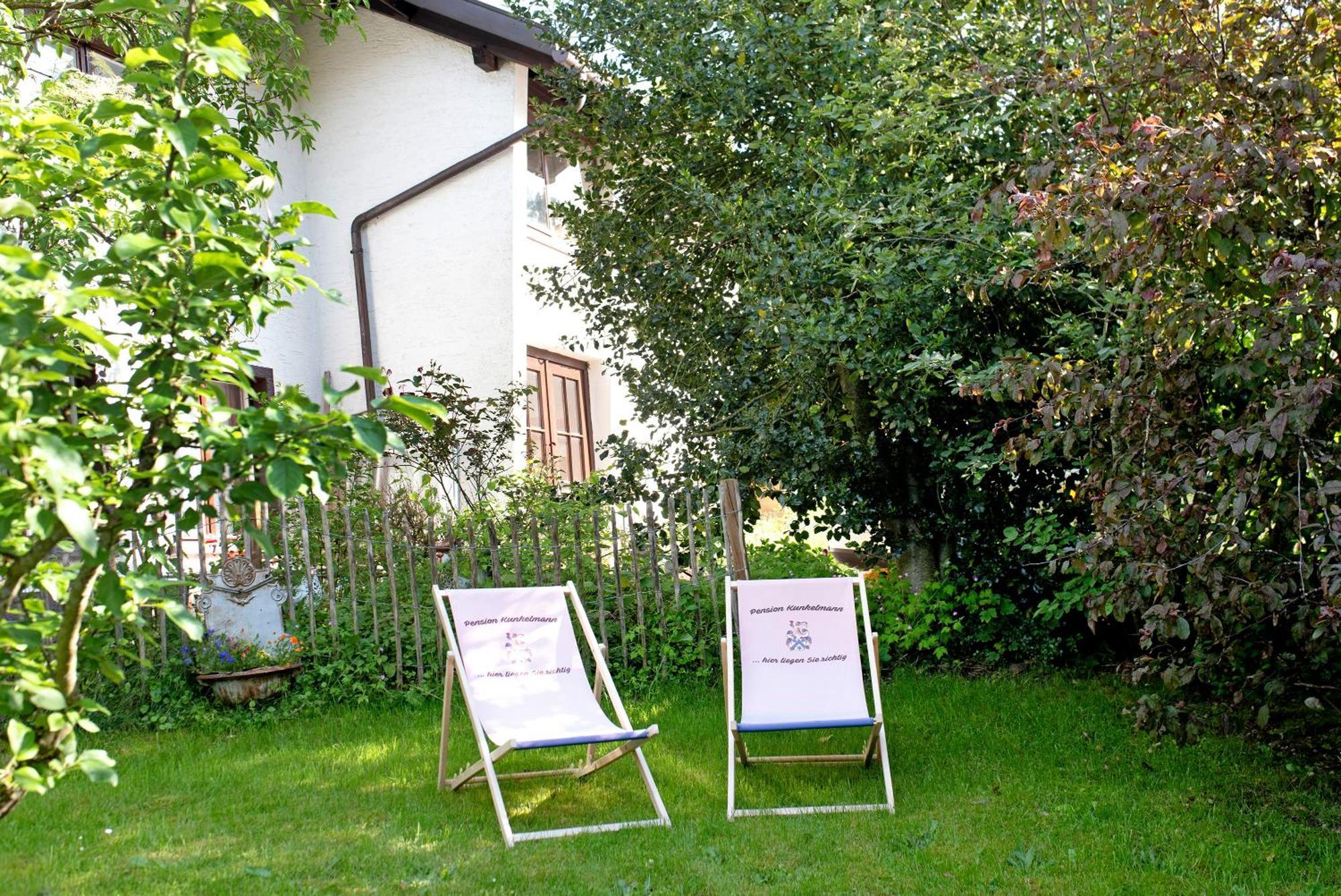 Gaestehaus Kunkelmann Mit Sauna ヘーヘンシュヴァント エクステリア 写真